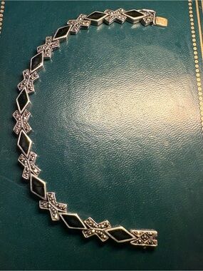 Sterling Silver Black Onyx Marcasite Cross-Link & Diamond Bracelet 8”
